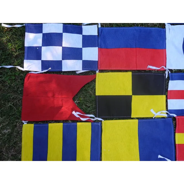 Juego De 26 Banderas De Señales Marinas Decoracion Con Clase