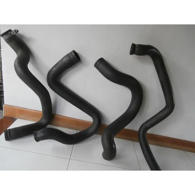 Juego De 3 Mangueras Usadas  Motor Malibú Y Mte Carlo