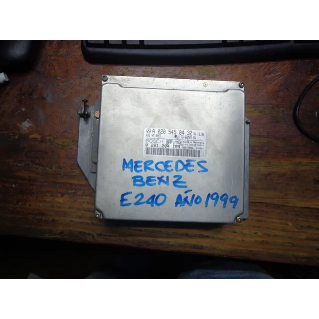 Vendo Computadora Mercedes Benz, E 240, # A 020 545 04 32