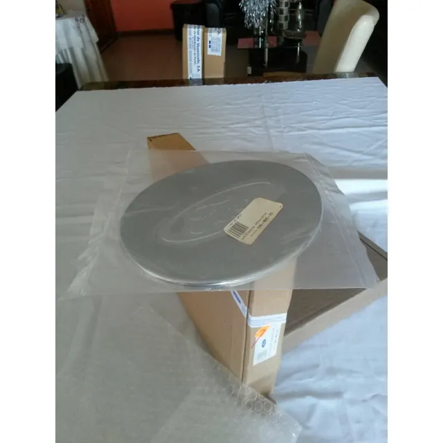 Cobertor Cromado De La Tapa  Gasolina  Ford Explorer 2011