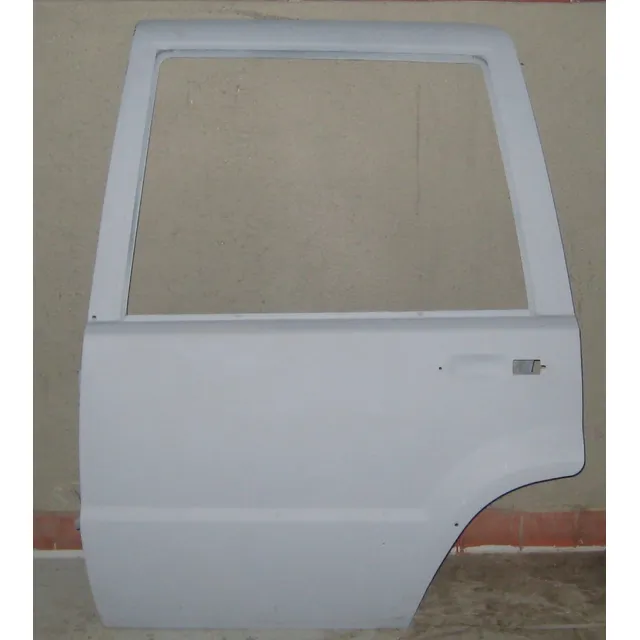 Puerta Trasera Izquiera Gran Cherokee 95-98 Usada