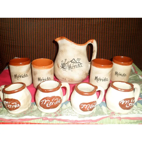 Set Nuevo Juego De Tazas 4 / Vasos 4 Y 1 Jarra 