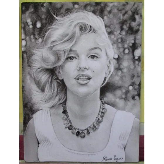 Hermoso Retrato Realista De Marilyn Monroe Hecho A Lapiz