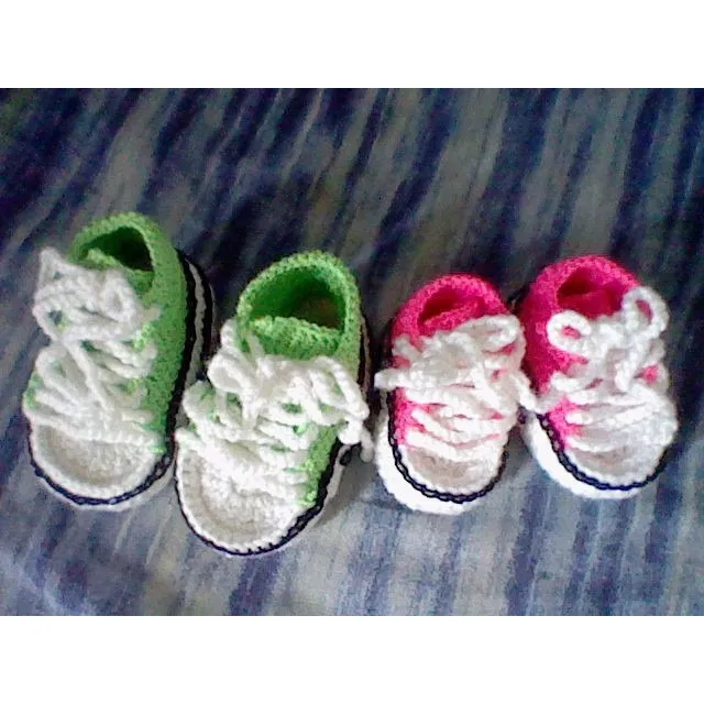 Zapatos Tejidos Crochet  Bebés Tipo Escarpines Mod. Converse