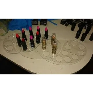 Exhibidor Organizador Acrílico Para Labiales O Esmaltes