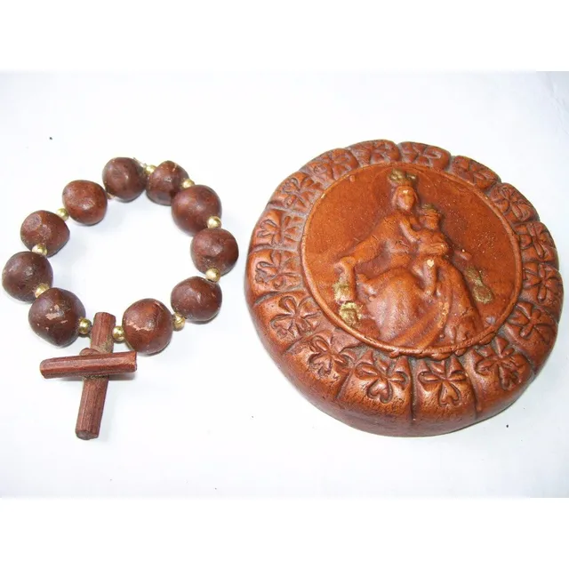 Rosario Con Platico Virgen De Coromoto En Arcilla Y Madera