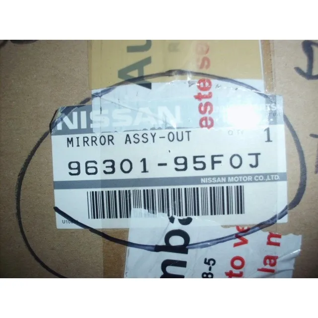 Retrovisor Manual Derecho Nissan Almeda
