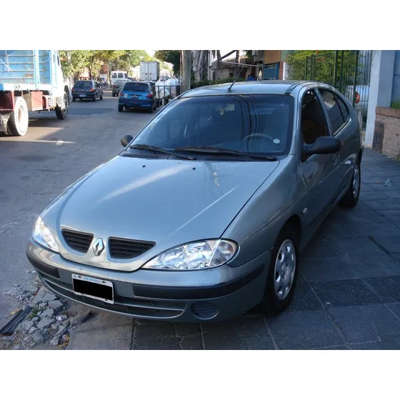 Permuto O Vendo Renault Megane 1.6. Excelente!!! Financio!!!