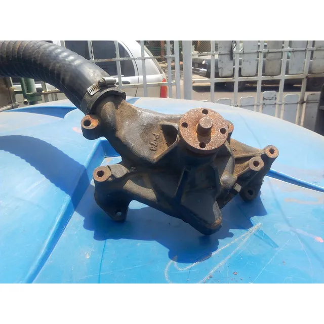 Bomba De Agua Ford Como Nueva