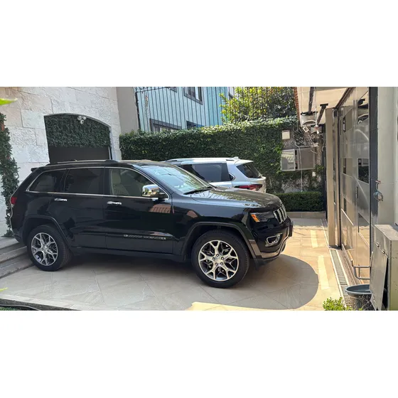Jeep Grand Cherokee 3.6 Limited Lujo 4x4 Mt