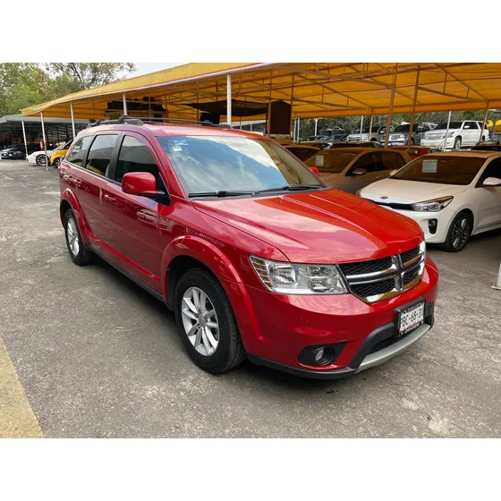 Dodge Journey 2.4 Sxt 5 Pasajeros Plus At