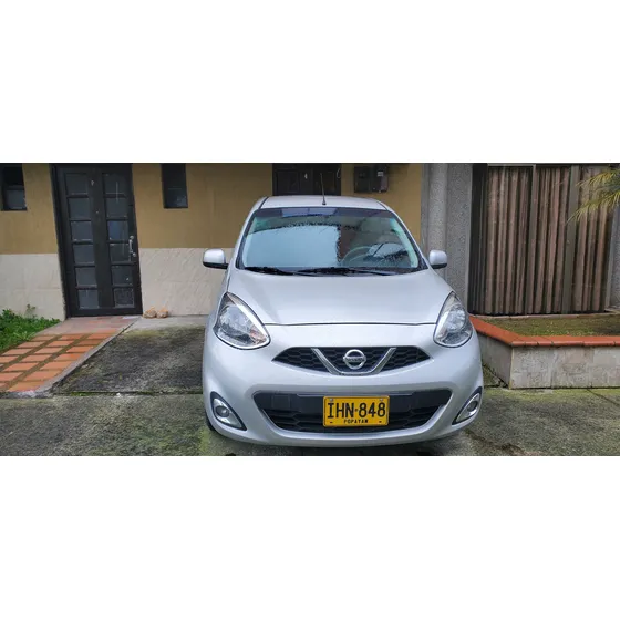 Nissan March 1.6 Advance