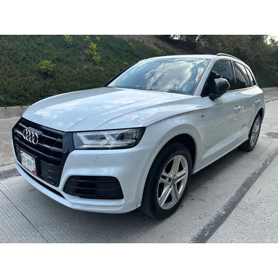 Audi Q5 2.0 L 45 Tfsi S Line Dsg