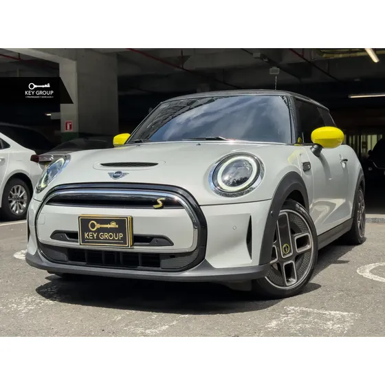 Mini Cooper Se 2022 0.0 Iconic At