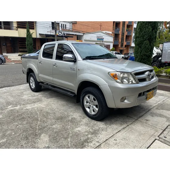 Toyota Hilux 2.7 Imv 4x4