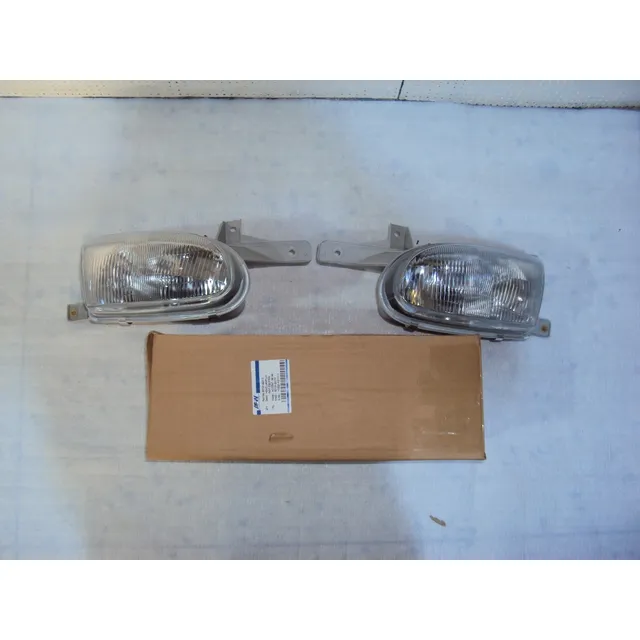 Faro Accent 4 Puertas Lh/ Rh  C/u 