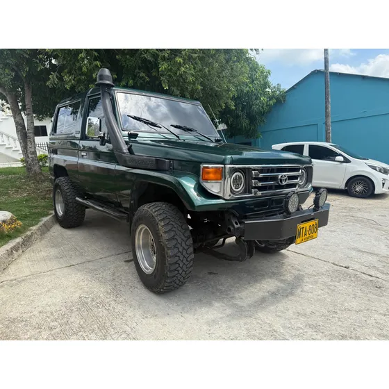 Toyota Land Cruiser 4.0 Fj73
