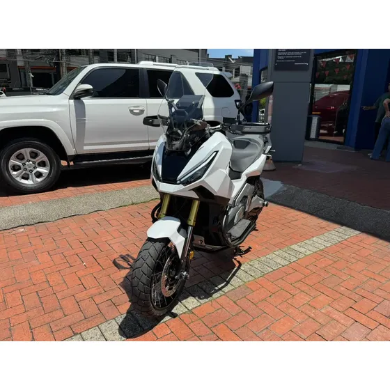 Honda Xadv 750s  At 2025