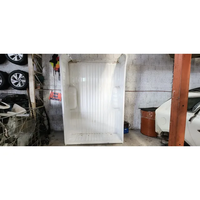 Caçamba Simples Toyota Hilux 2024 Detalhes Sem Forro