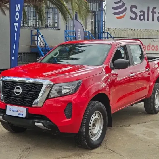 Nissan Navara 2023 Navara Dc 4x2 2.3 Tdi Se 2023 usado en Viña del Mar