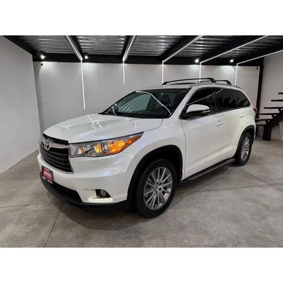 Toyota Highlander 3.5 Premium V6 At