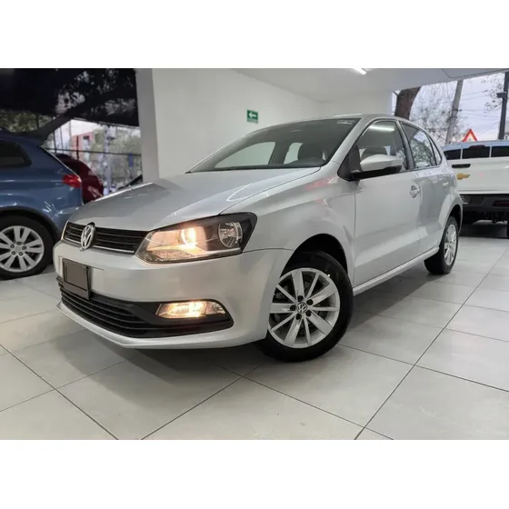 Volkswagen Polo 2017 L4/1.6 Aut