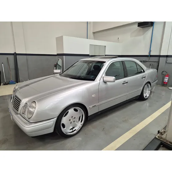 Mercedes-benz Classe E 3.2 Avantgarde 4p