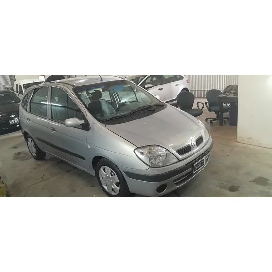 Renault Scénic 1.6 Confort