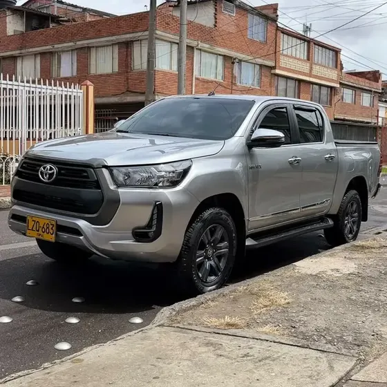 Toyota Hilux 2024 4x4 2400cc Mt Aa