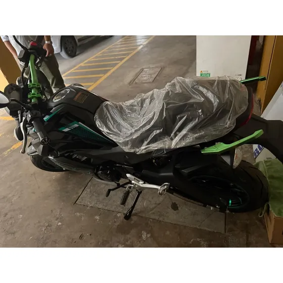 Moto Color Verde