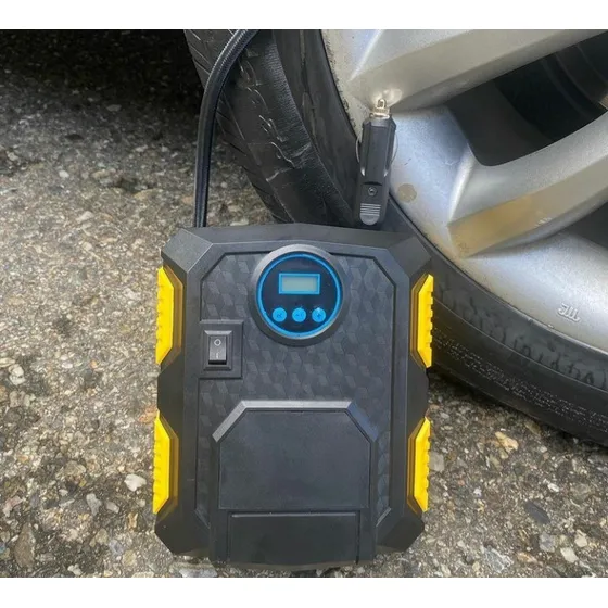 Compresor De Aire Para Vehículos Bateria 12v Con Linterna