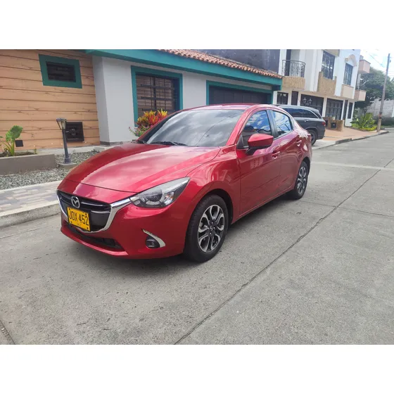 Mazda 2 Sedan 1.5 Touring At