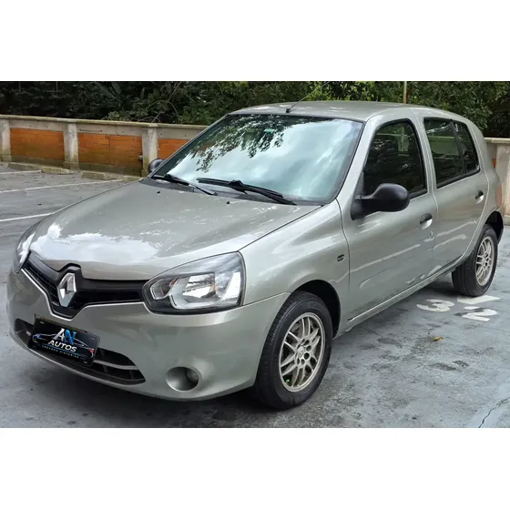 Renault Clio Style 2016 1.2 Night & Day
