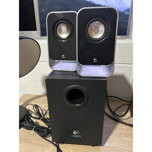 Parlantes Logitech En Buen Estado