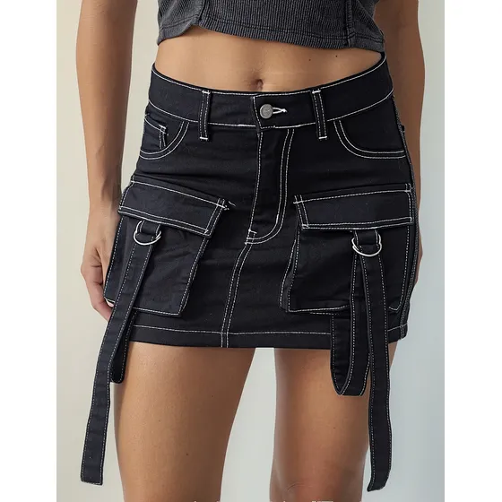 Pollera Cargo Jean Negro Con Tiras Ajustables Tela Rígida