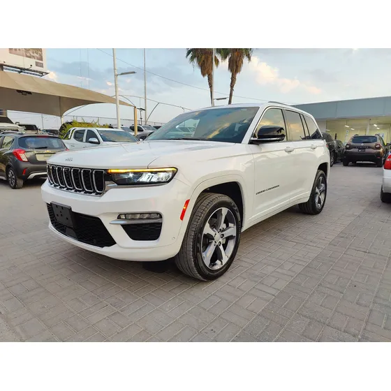 Jeep Grand Cherokee 5.7 V8 Summit 4x4 At
