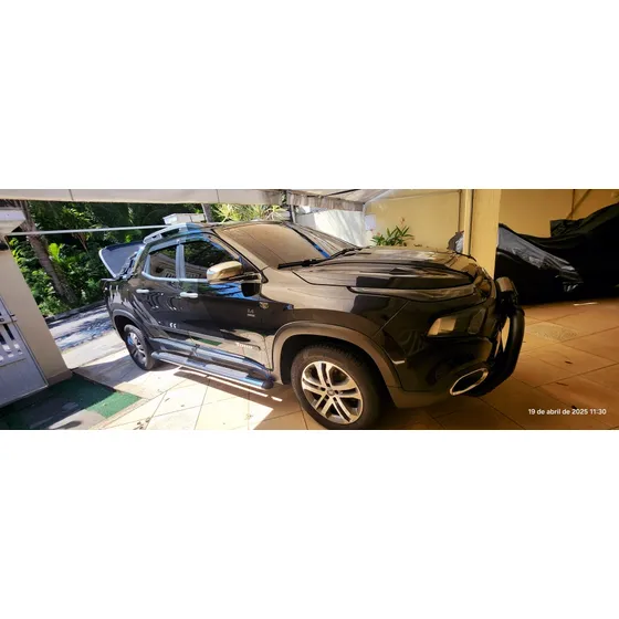 Fiat Toro 2.4 Blackjack 16v Flex 4x2 Aut. 4p