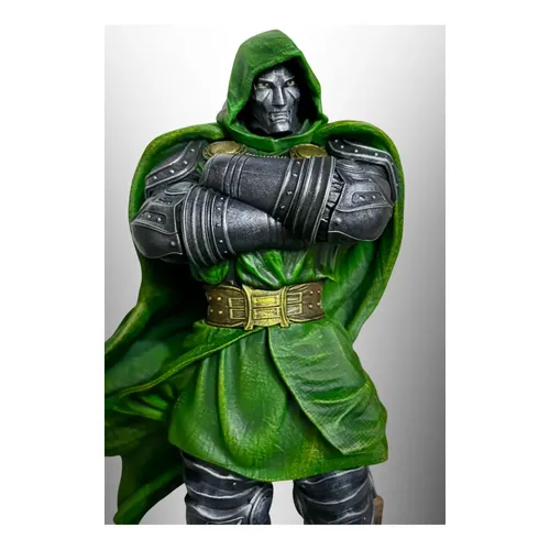 IRON MONARCH （Dr.Doom)1/6スケールフィギュア IRON MONARCH （Dr