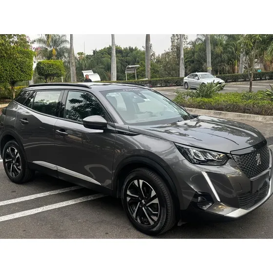 Peugeot 2008 1.2 Puretech Allure