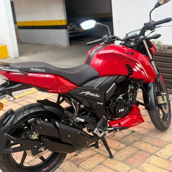 Moto Tvs Apache Rtr 160 4v 2023  Excelente Estado