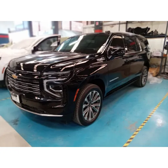 Chevrolet Suburban 6.2 V8 High Country At