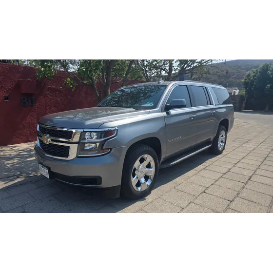 Chevrolet Suburban 5.4 Lt Piel Cubo At