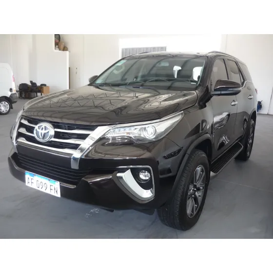 Toyota Hilux Sw4 2.8 Srx 177cv 4x4 7as At