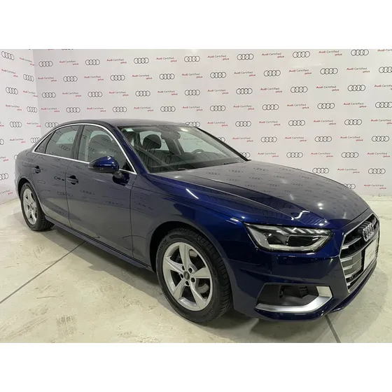 Audi A4 Select