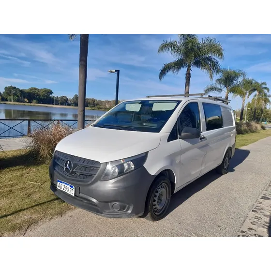 Mercedes-benz Vito 1.6 111 Cdi Furgon Mixto Aa 114cv