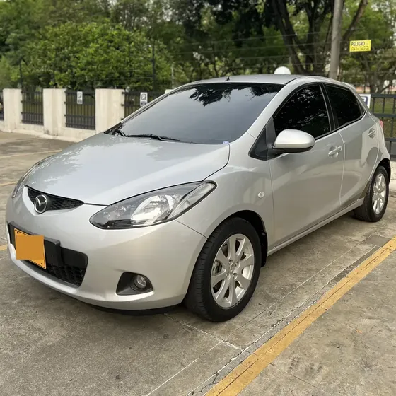 Mazda 2 Hatch 2011 Hatchback