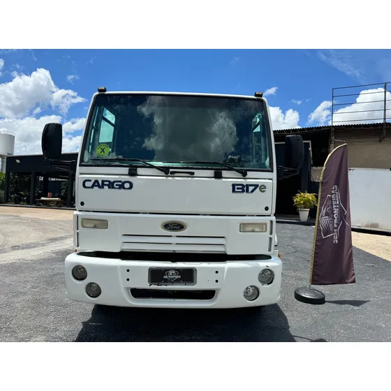 Caminhão Caçamba Toco Ford