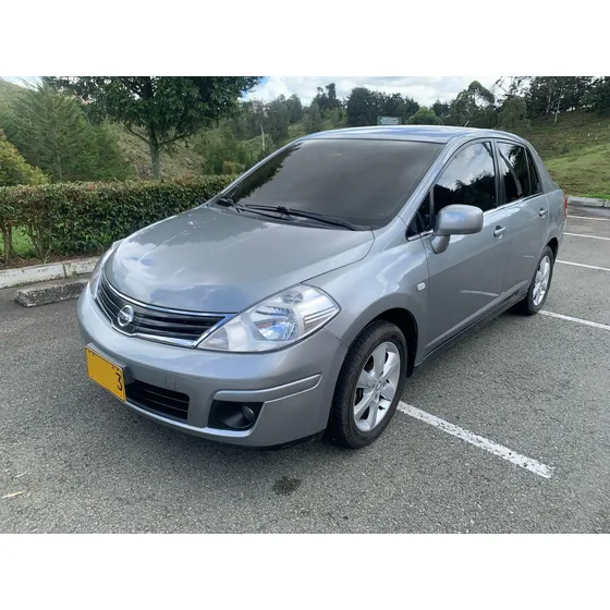 Nissan Tiida Sd 1.8 Premium