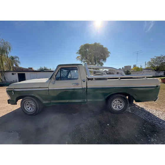 Ford F-100 3.6 Lujo