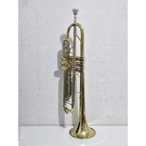 Trompete Bach Aristocrat Laqueado China Usado Ref: 012